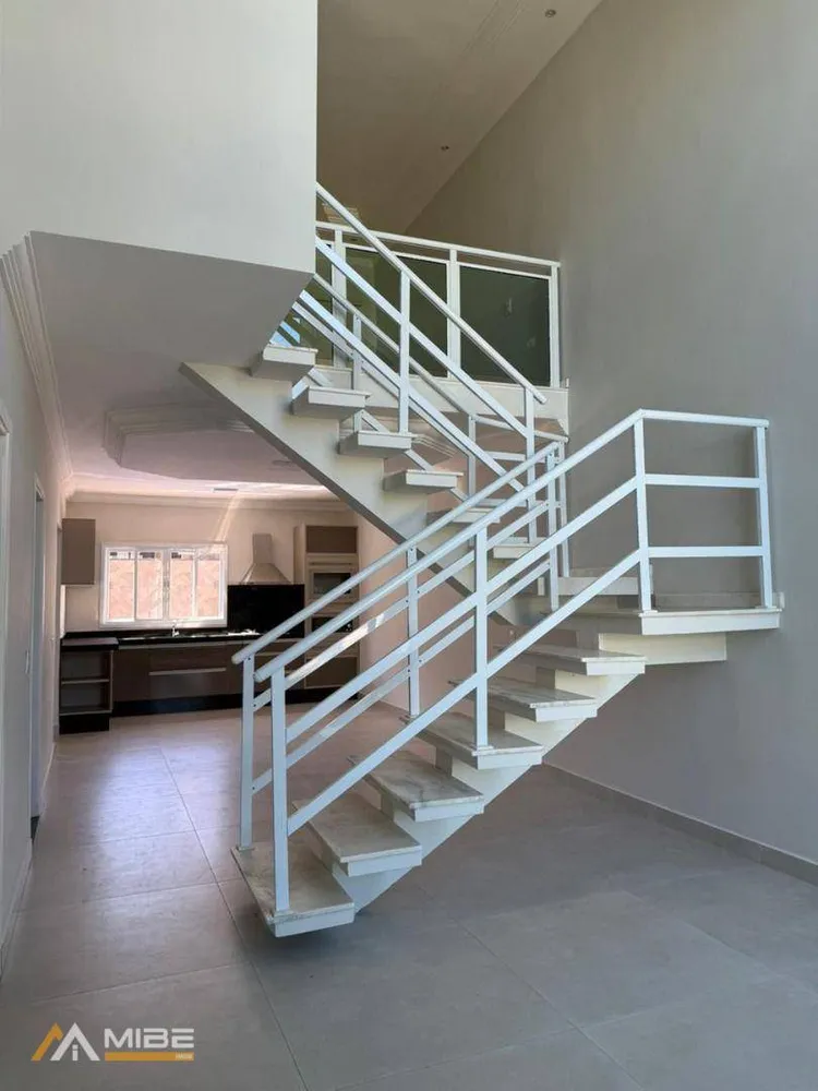 Sobrado, 2 quartos, 210 m² - Foto 2