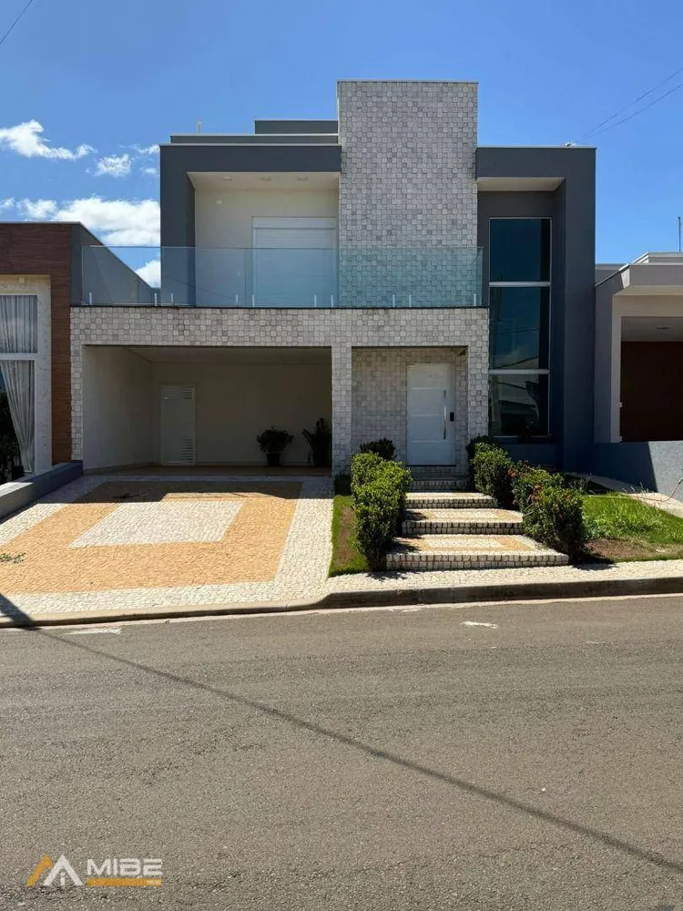 Sobrado, 2 quartos, 210 m² - Foto 1