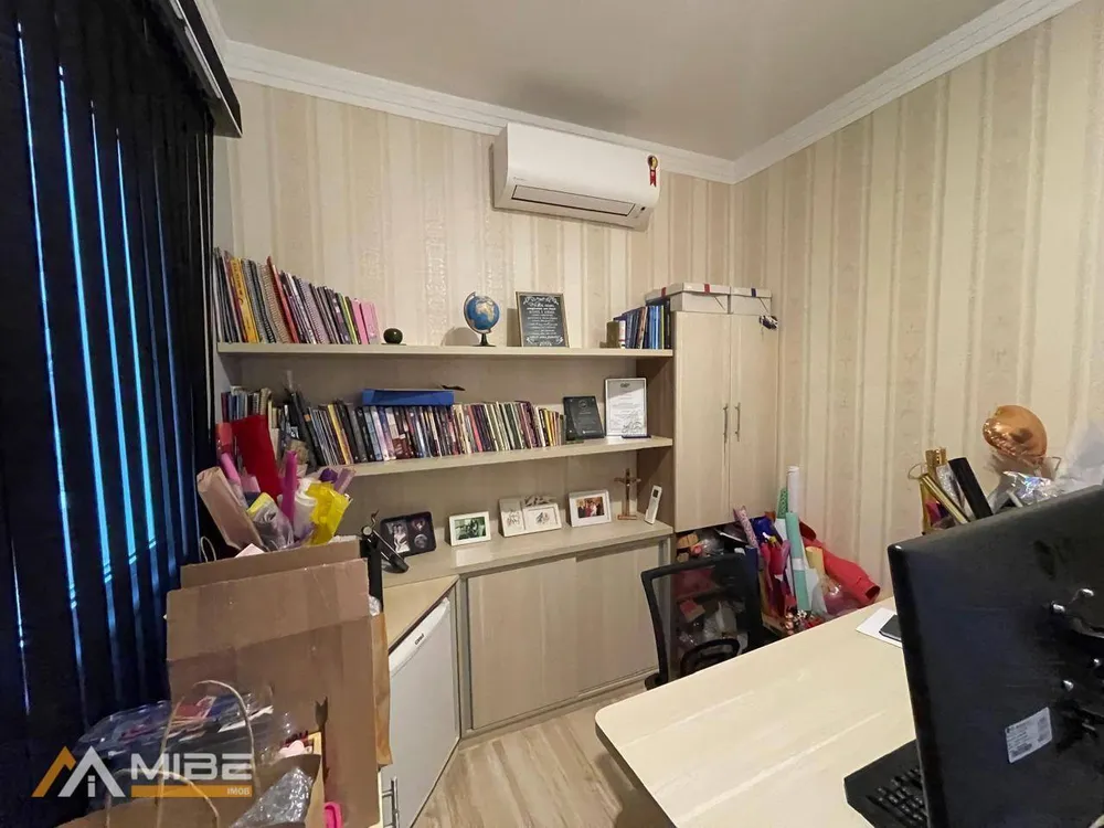 Sobrado, 3 quartos, 330 m² - Foto 8