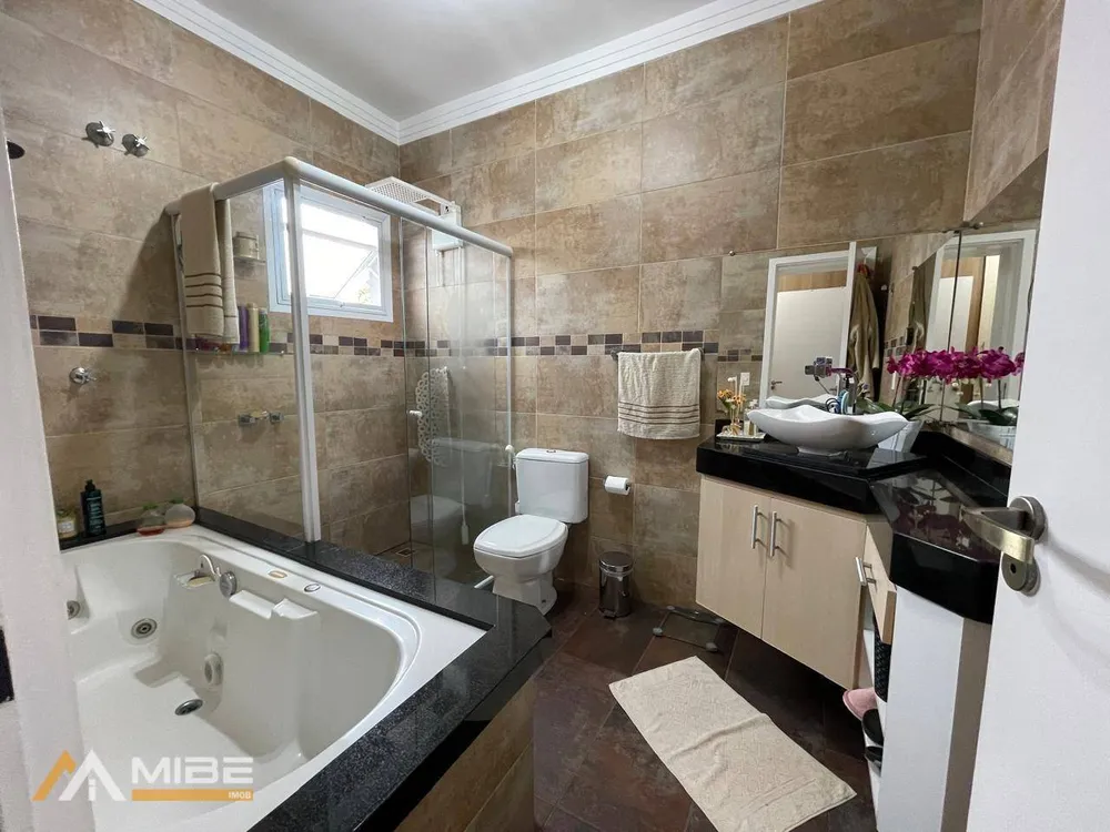 Sobrado, 3 quartos, 330 m² - Foto 4