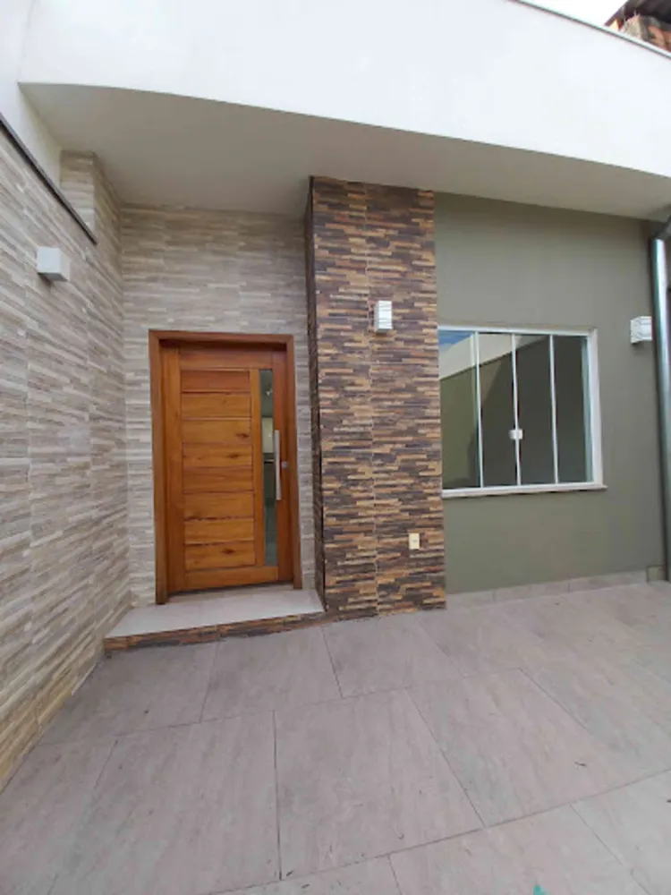 Casa, 3 quartos, 98 m² - Foto 1