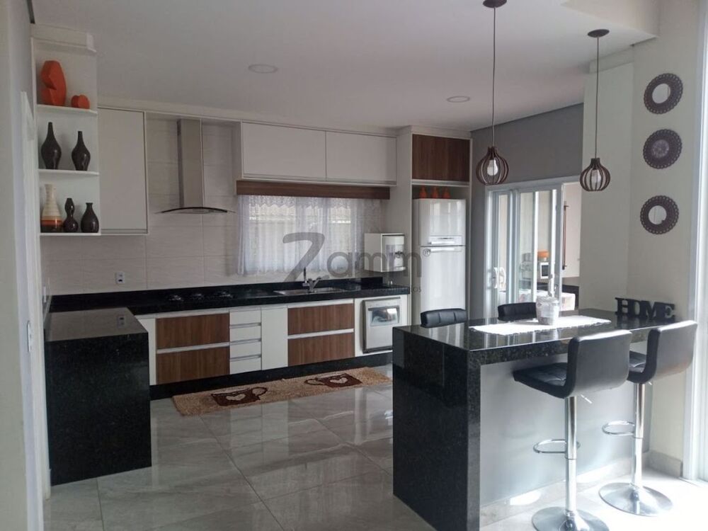 Casa à venda com 3 quartos, 250M2 - Foto 18