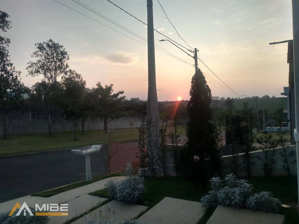 Sobrado, 3 quartos, 245 m² - Foto 2