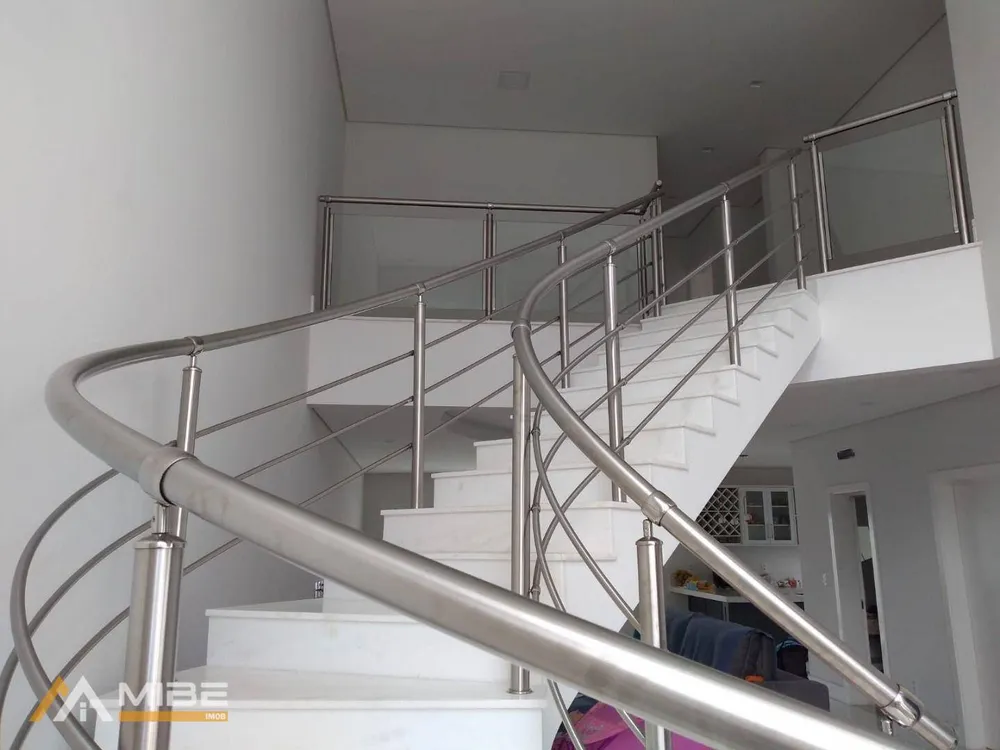 Sobrado, 3 quartos, 245 m² - Foto 3