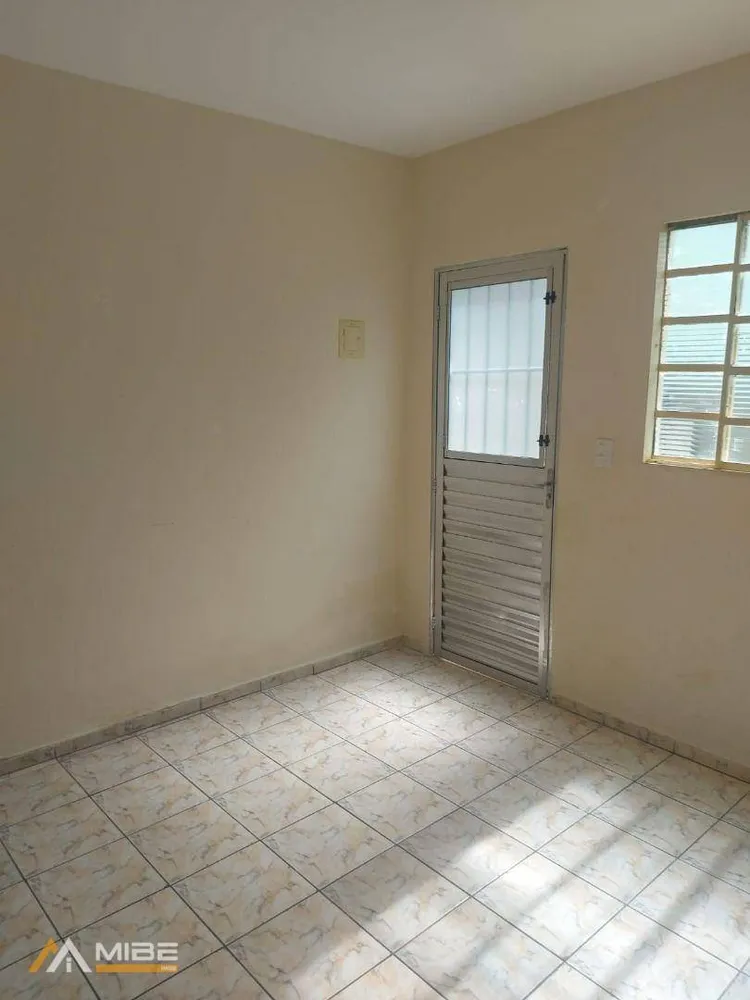 Casa, 3 quartos, 80 m² - Foto 2