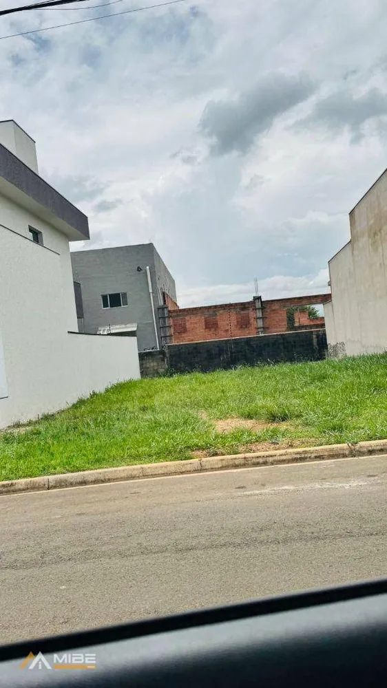 Loteamento e Condomínio, 250 m² - Foto 1