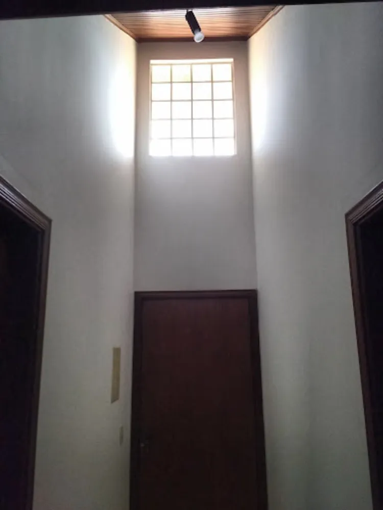 Casa, 6 quartos, 550 m² - Foto 4