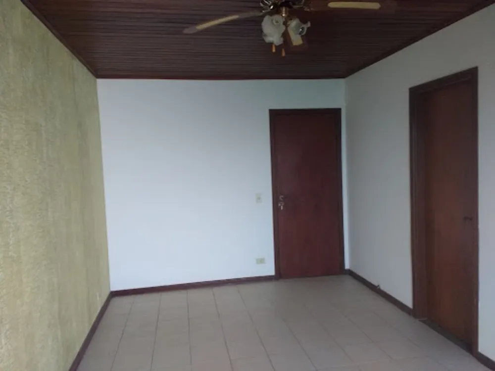 Casa, 6 quartos, 550 m² - Foto 1