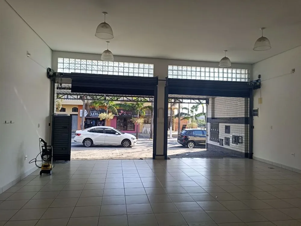 Loja-Salão, 200 m² - Foto 1