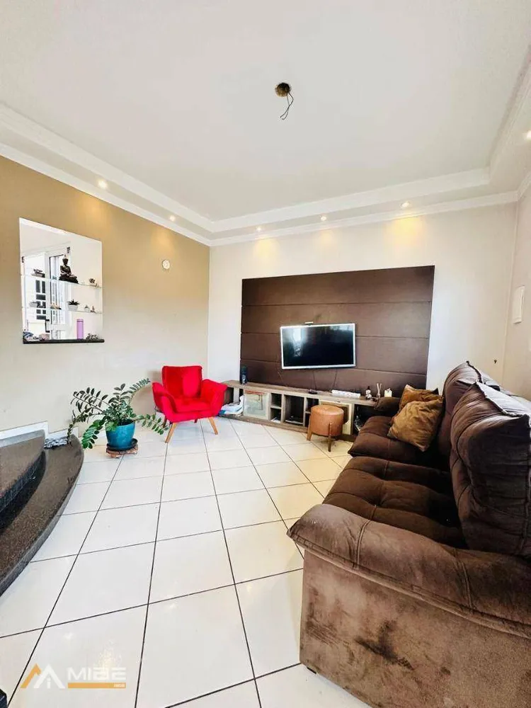 Casa, 3 quartos, 153 m² - Foto 2