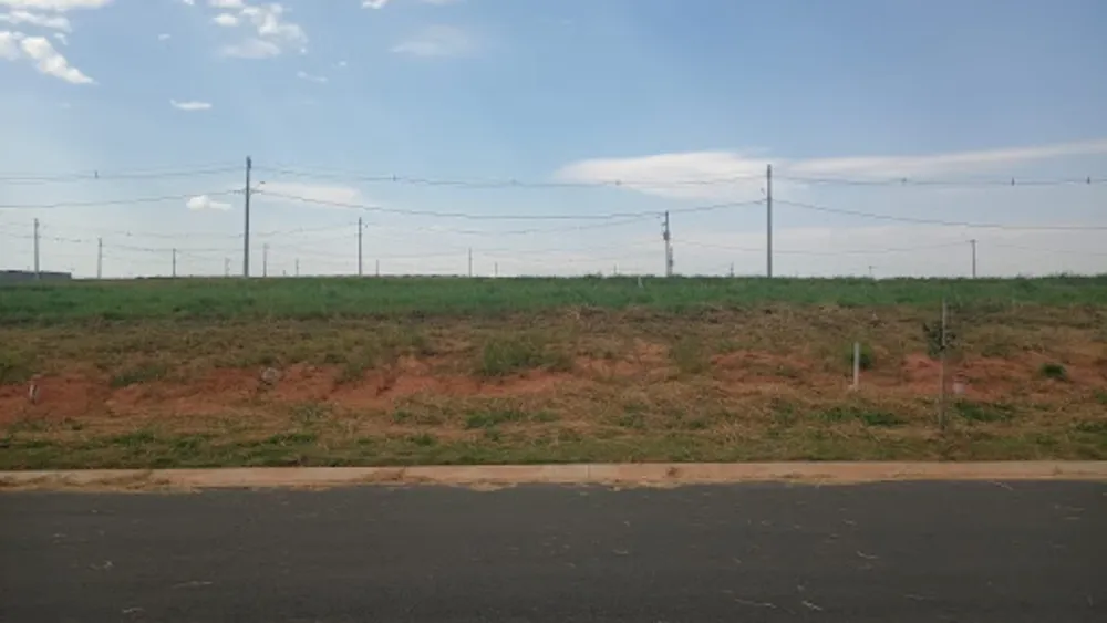 Loteamento e Condomínio, 220 m² - Foto 1