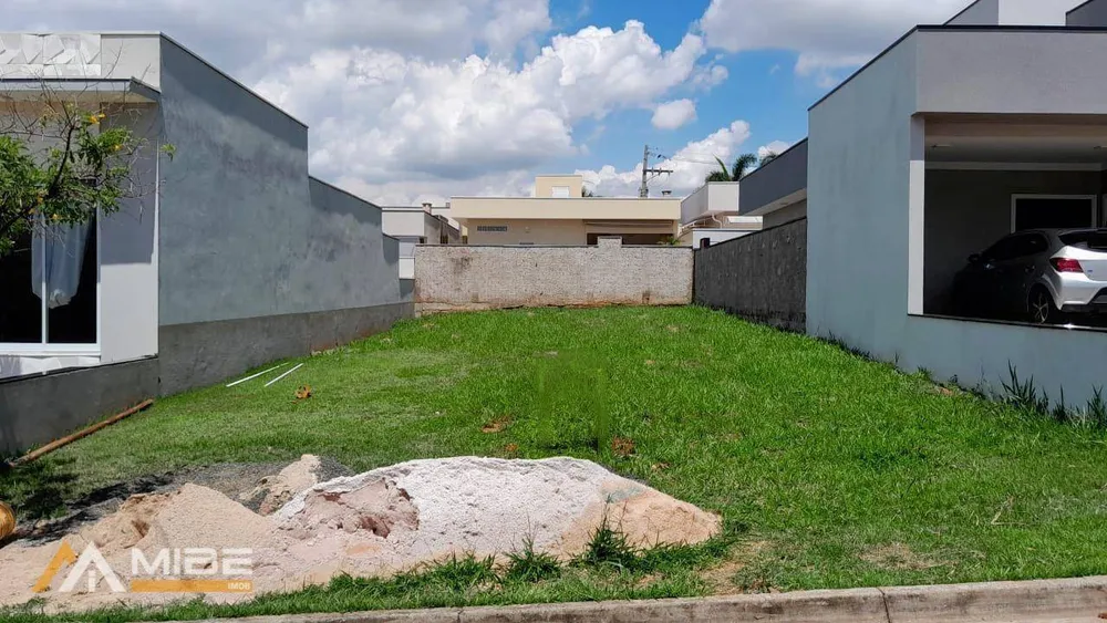 Loteamento e Condomínio, 250 m² - Foto 1