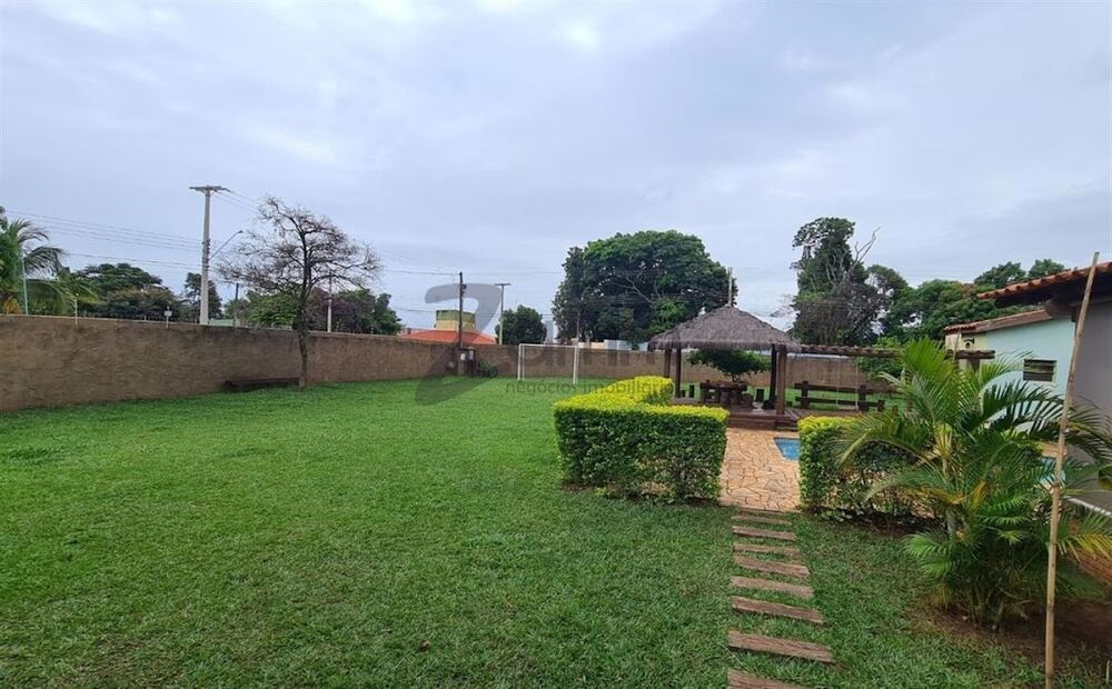 Chácara, 3 quartos, 1232 m² - Foto 4