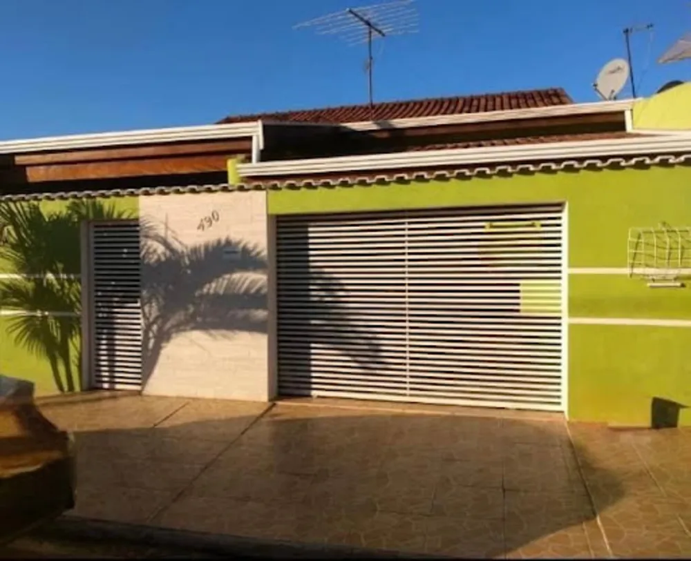 Casa, 3 quartos, 200 m² - Foto 1