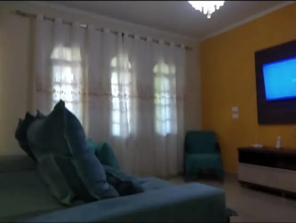 Casa, 3 quartos, 200 m² - Foto 2