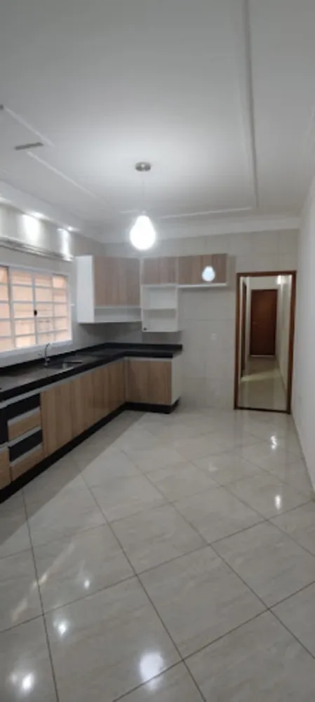 Casa, 2 quartos, 76 m² - Foto 1