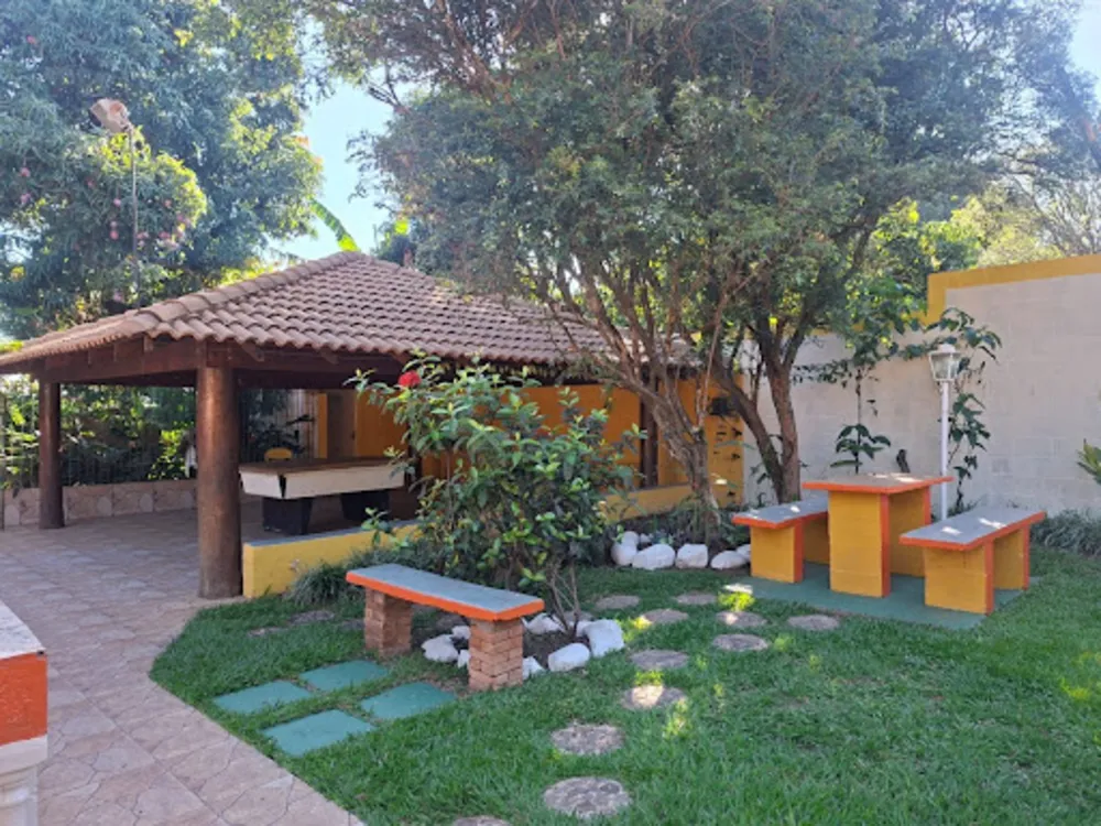 Chácara, 2 quartos, 1080 m² - Foto 1