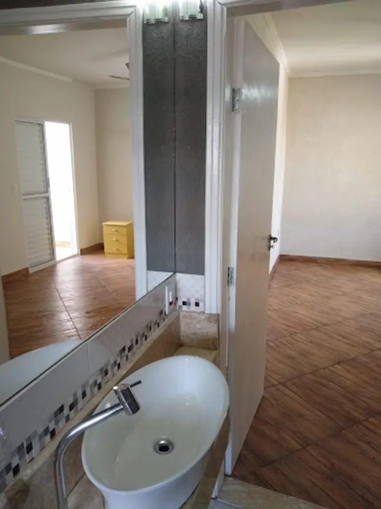 Casa, 4 quartos, 207 m² - Foto 1