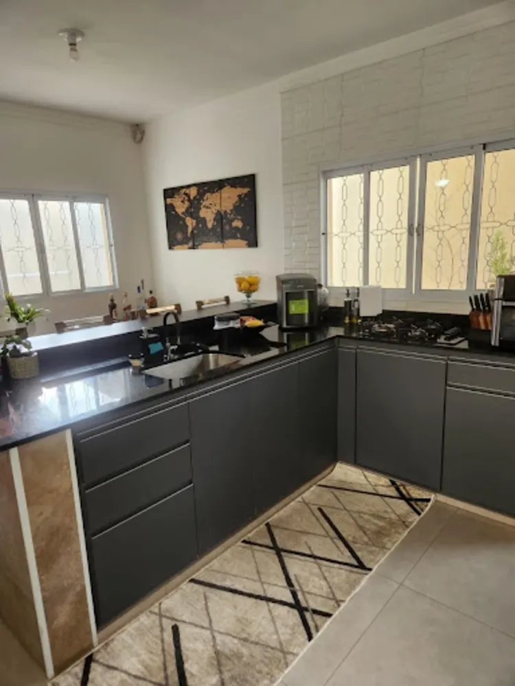 Casa, 3 quartos, 176 m² - Foto 3