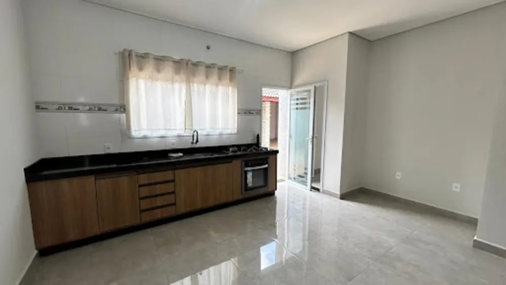 Casa, 3 quartos, 230 m² - Foto 2