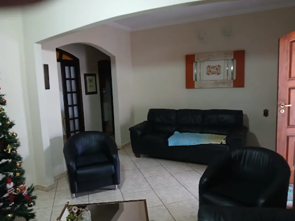Casa, 3 quartos, 180 m² - Foto 2
