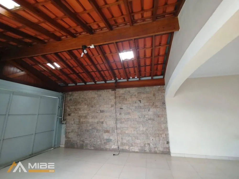 Casa, 3 quartos, 230 m² - Foto 3