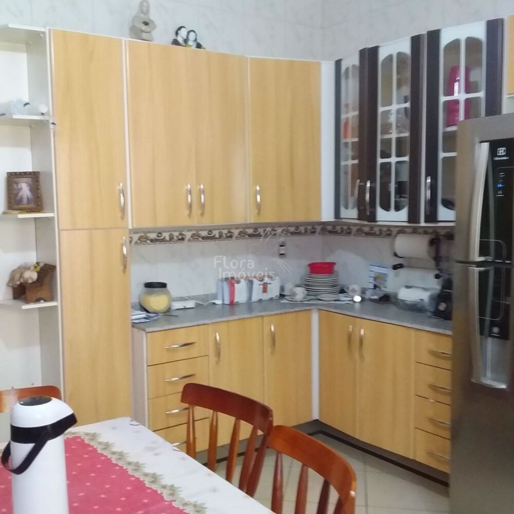 Casa à venda com 2 quartos, 321M2 - Foto 4