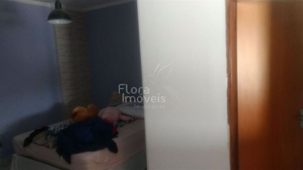 Casa à venda com 2 quartos, 820M2 - Foto 3