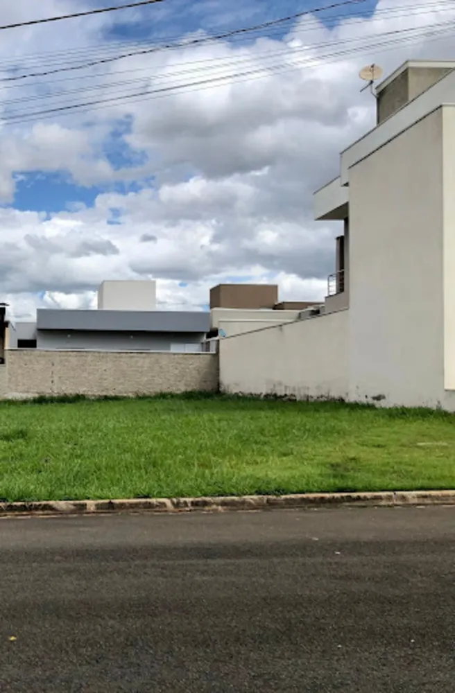 Loteamento e Condomínio, 250 m² - Foto 1