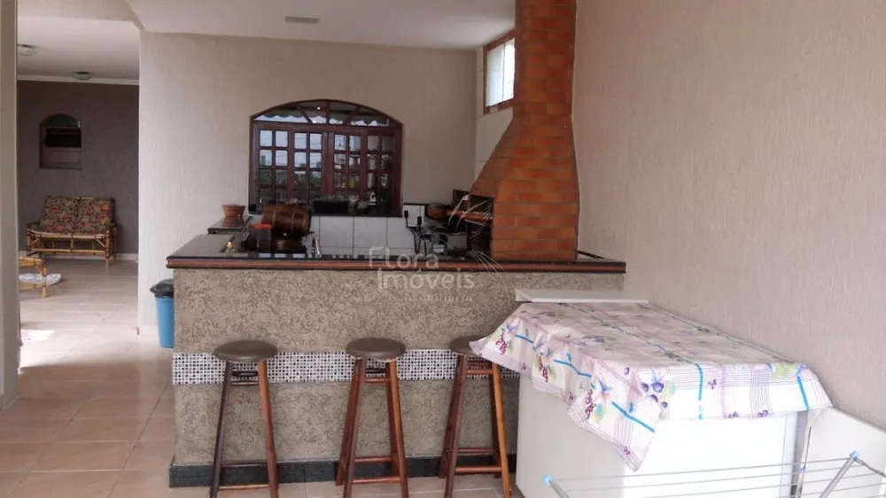 Sobrado, 4 quartos, 250 m² - Foto 1