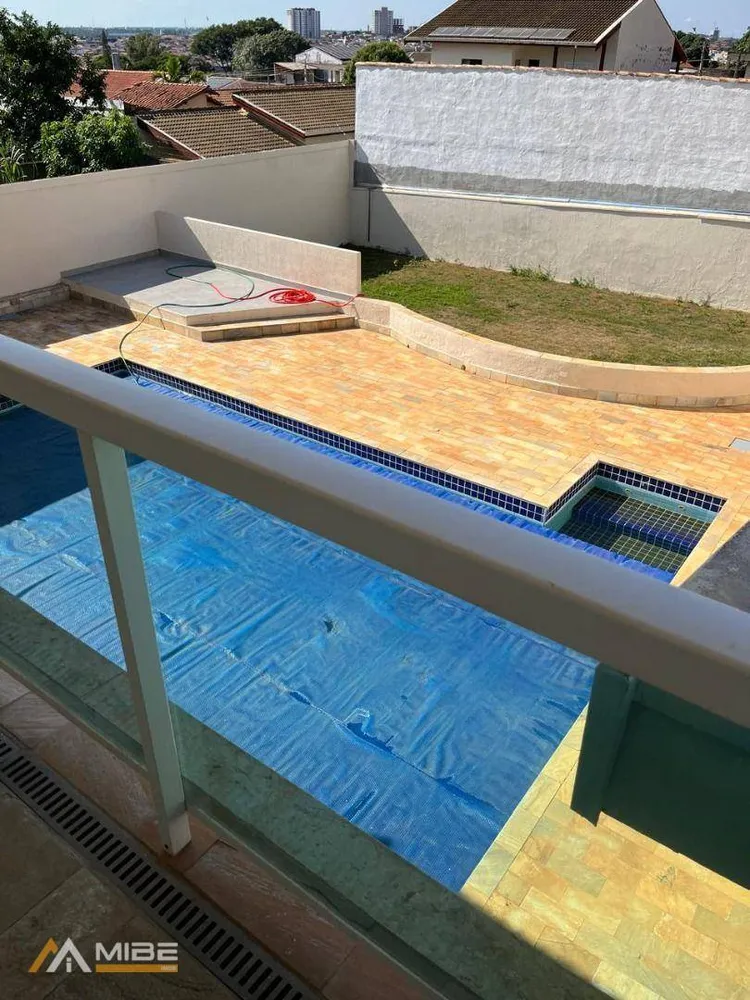 Casa, 4 quartos, 520 m² - Foto 1
