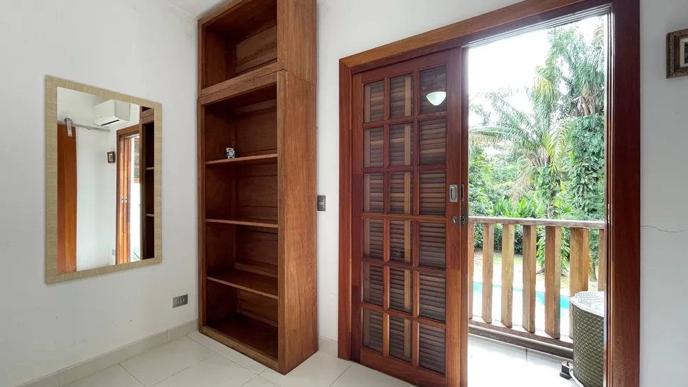 Casa, 5 quartos, 276 m² - Foto 2