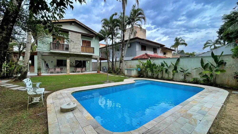 Casa, 5 quartos, 276 m² - Foto 1