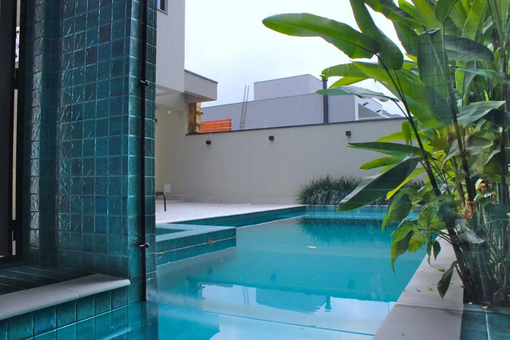 Casa, 6 quartos, 315 m² - Foto 4