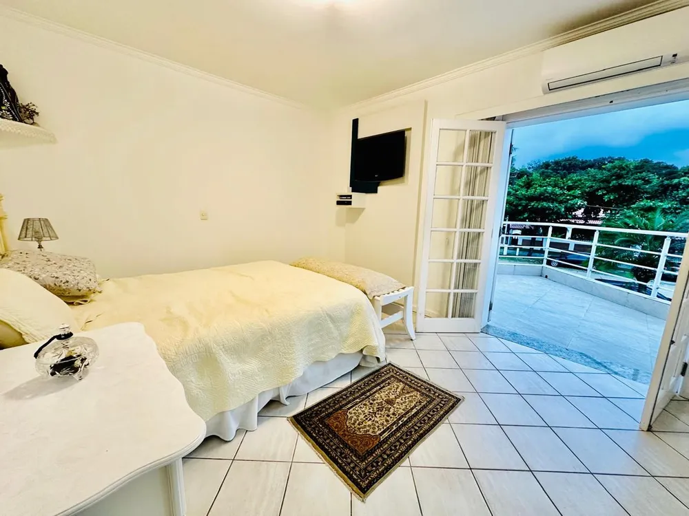 Casa, 4 quartos, 286 m² - Foto 4