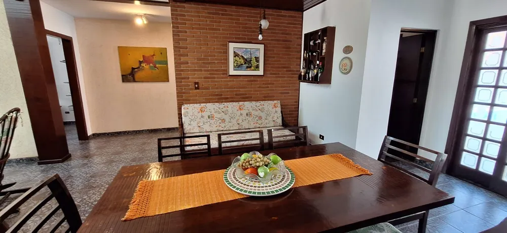 Casa, 4 quartos, 205 m² - Foto 2
