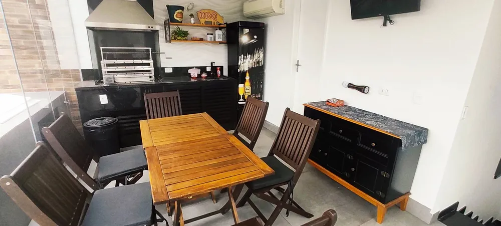 Casa, 4 quartos, 232 m² - Foto 2