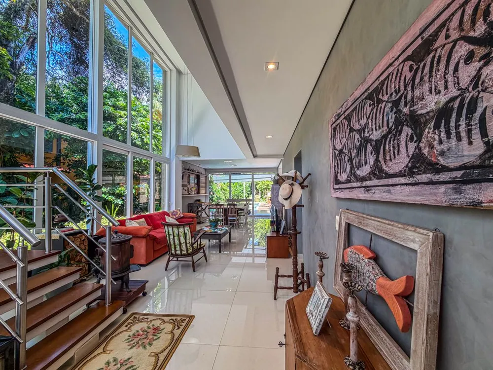Casa, 5 quartos, 408 m² - Foto 1