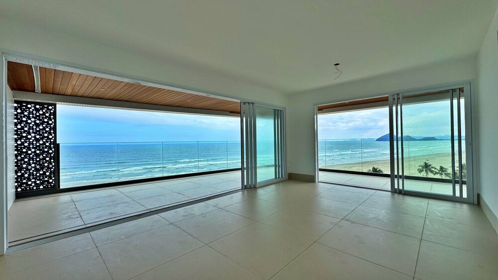 Apartamento à venda com 4 quartos, 208m² - Foto 2