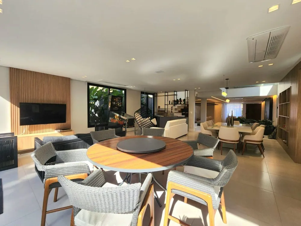 Casa, 5 quartos, 335 m² - Foto 3