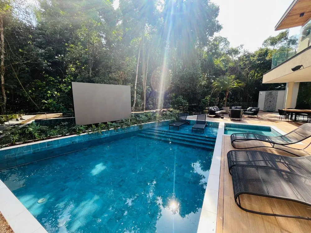 Casa, 6 quartos, 570 m² - Foto 1