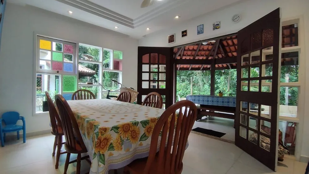 Casa, 5 quartos, 208 m² - Foto 3
