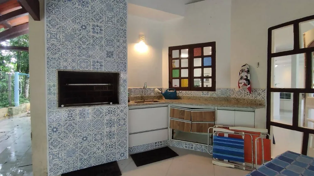 Casa, 5 quartos, 208 m² - Foto 2