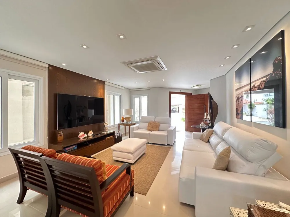 Casa, 5 quartos, 373 m² - Foto 1