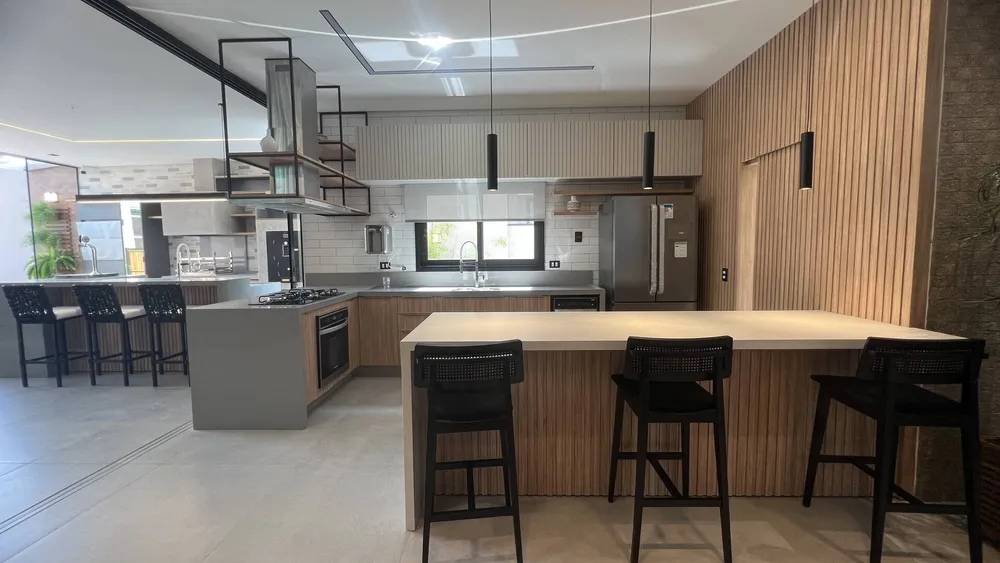 Casa, 5 quartos, 368 m² - Foto 2