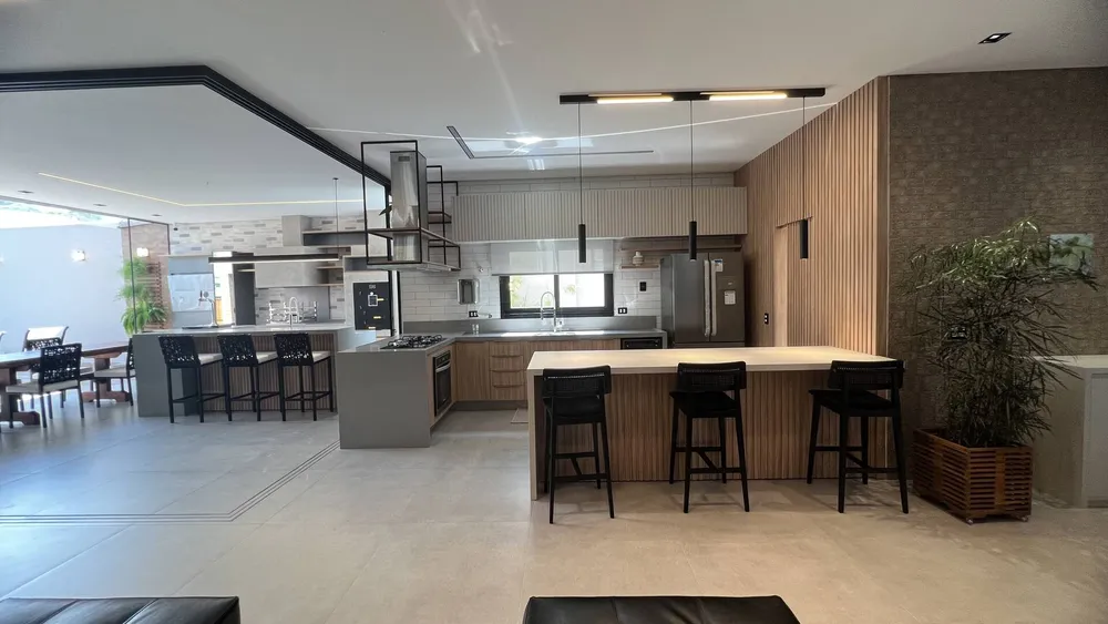 Casa, 5 quartos, 368 m² - Foto 3