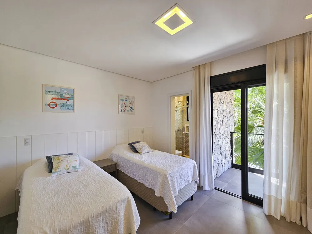 Casa, 6 quartos, 855 m² - Foto 2