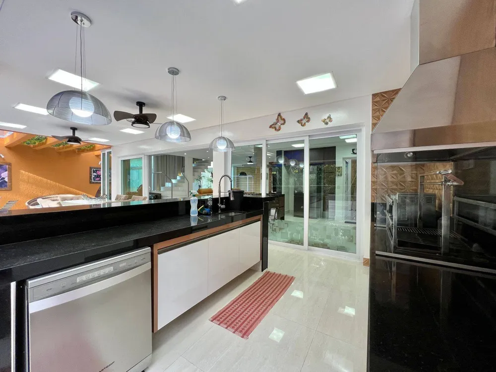 Casa, 5 quartos, 457 m² - Foto 1
