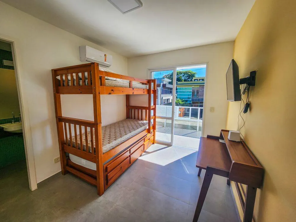Casa, 4 quartos, 232 m² - Foto 4