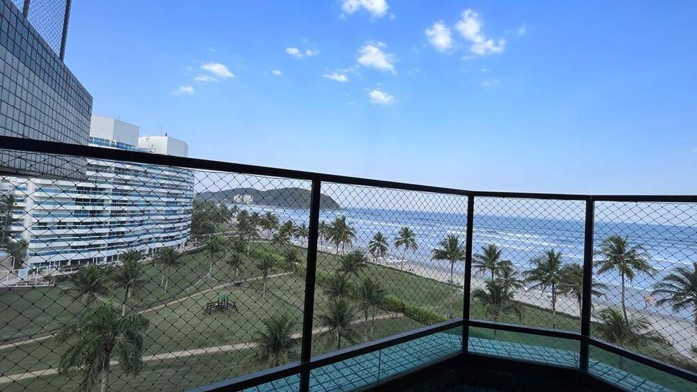 Apartamento à venda com 4 quartos, 235m² - Foto 1